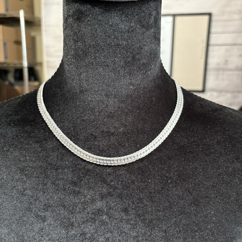 Vintage Necklace Silver Toned Textured Herringbone Thick Chain Unisex 18"